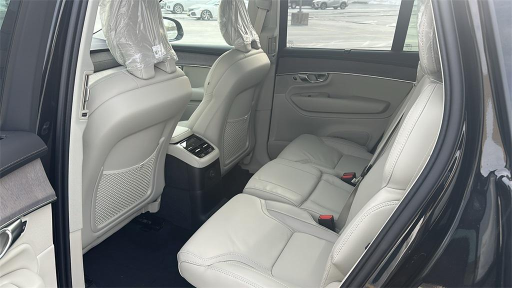 new 2026 Volvo XC90 Plug-In Hybrid car, priced at $84,695