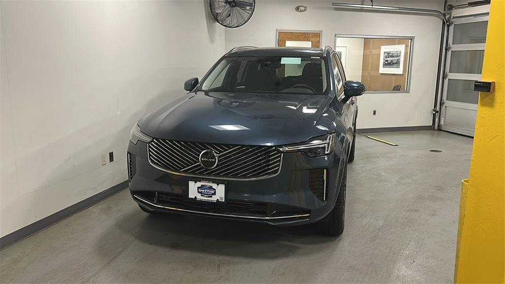 new 2026 Volvo XC90 Plug-In Hybrid car, priced at $81,875