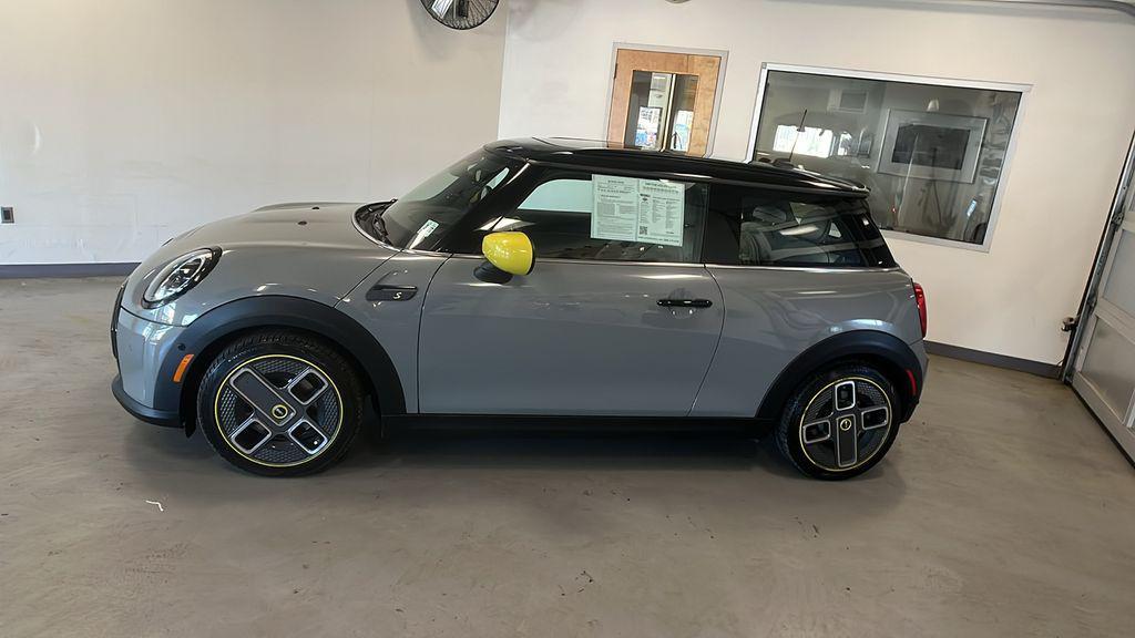 used 2022 MINI Hardtop car, priced at $13,995