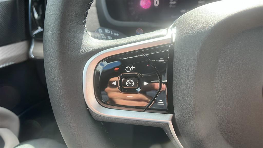 new 2026 Volvo XC90 car, priced at $71,825