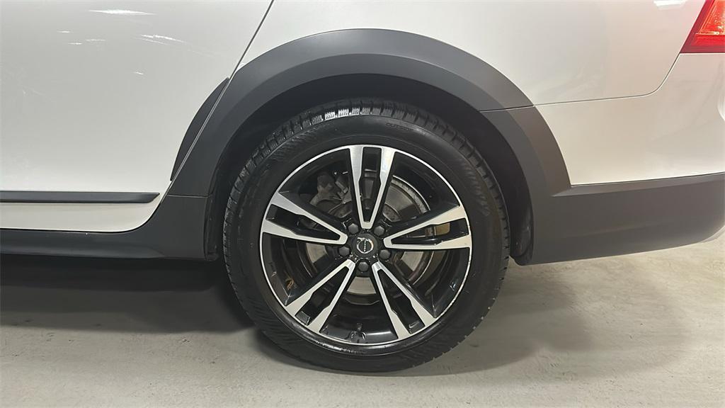 used 2019 Volvo V90 Cross Country car, priced at $20,985