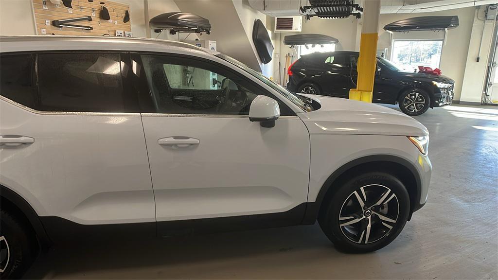 used 2025 Volvo XC40 car, priced at $28,489