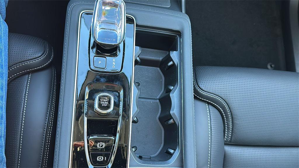 new 2026 Volvo XC90 car, priced at $76,445