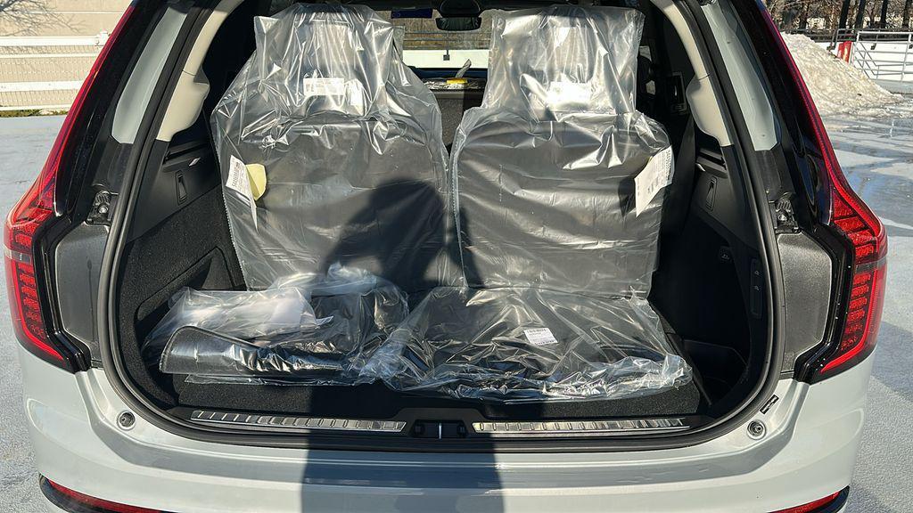 new 2026 Volvo XC90 car, priced at $76,445