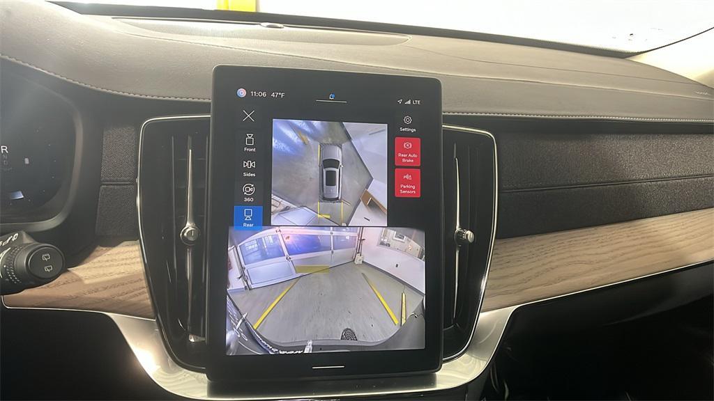 used 2025 Volvo XC90 car, priced at $47,495