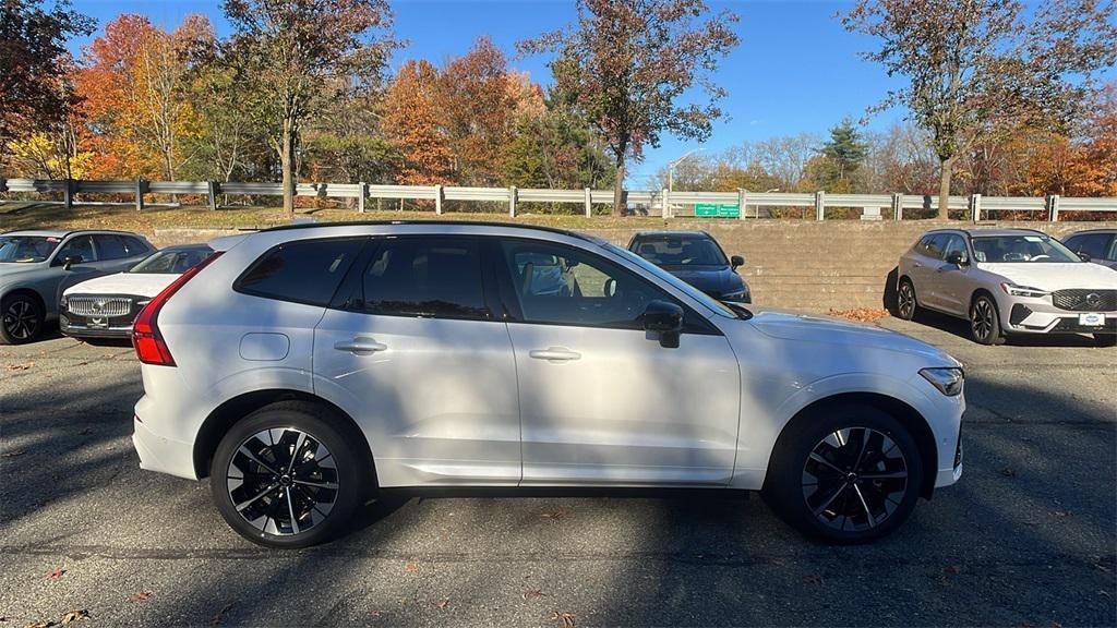 new 2026 Volvo XC60 car, priced at $58,105