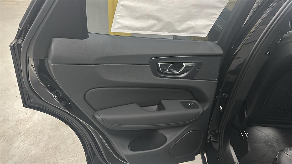 new 2026 Volvo XC60 car, priced at $63,935