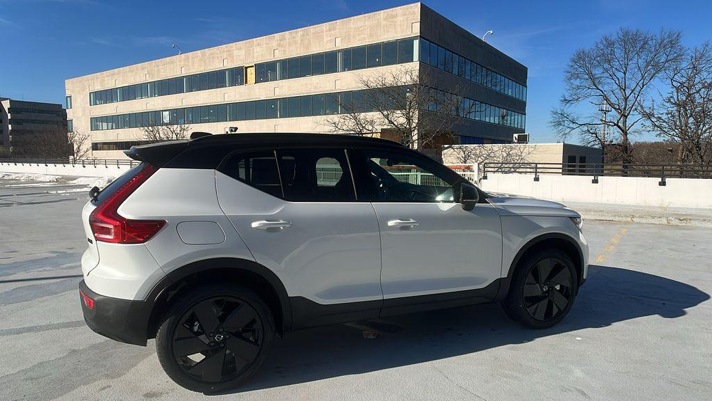 new 2026 Volvo XC40 car, priced at $51,295