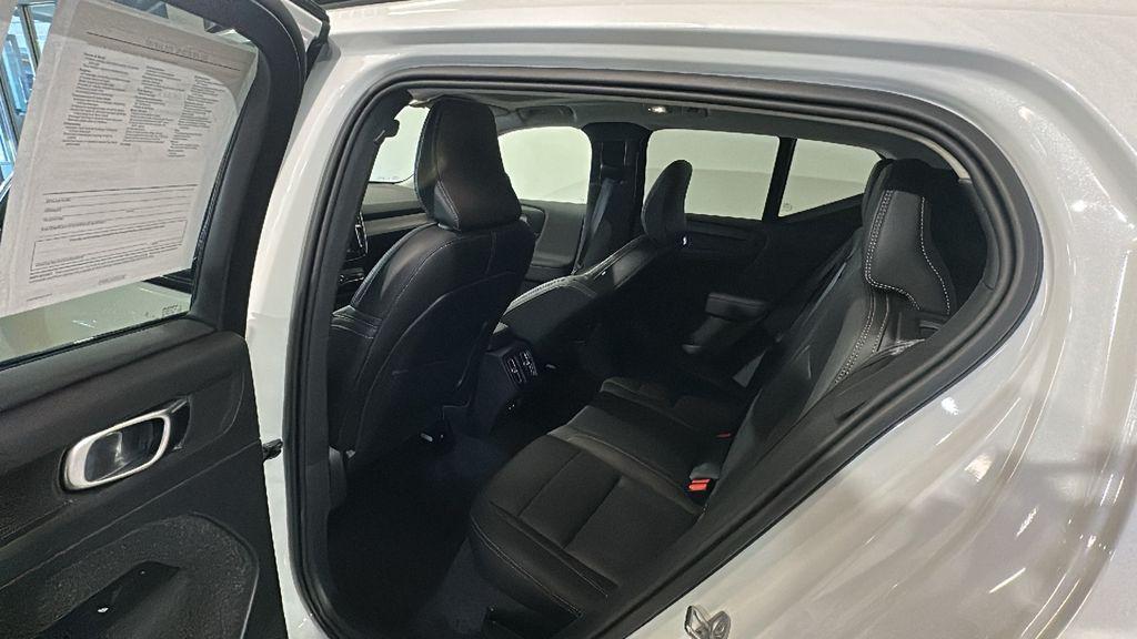 used 2026 Volvo XC40 car, priced at $42,495