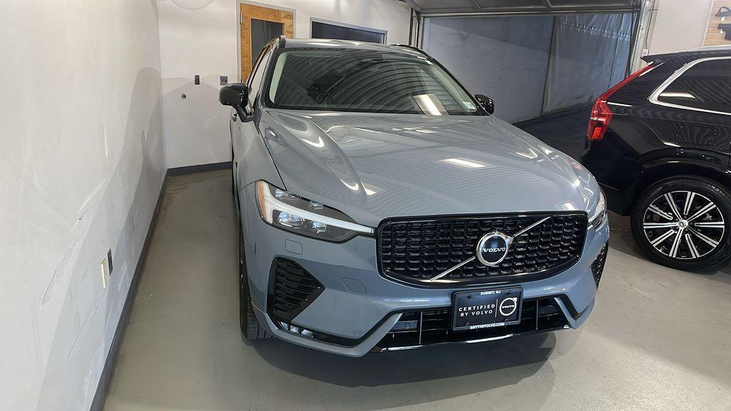 used 2024 Volvo XC60 car, priced at $35,495