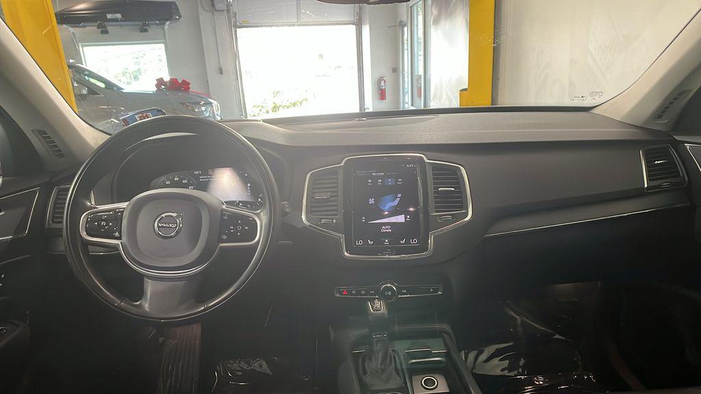used 2020 Volvo XC90 car, priced at $23,595