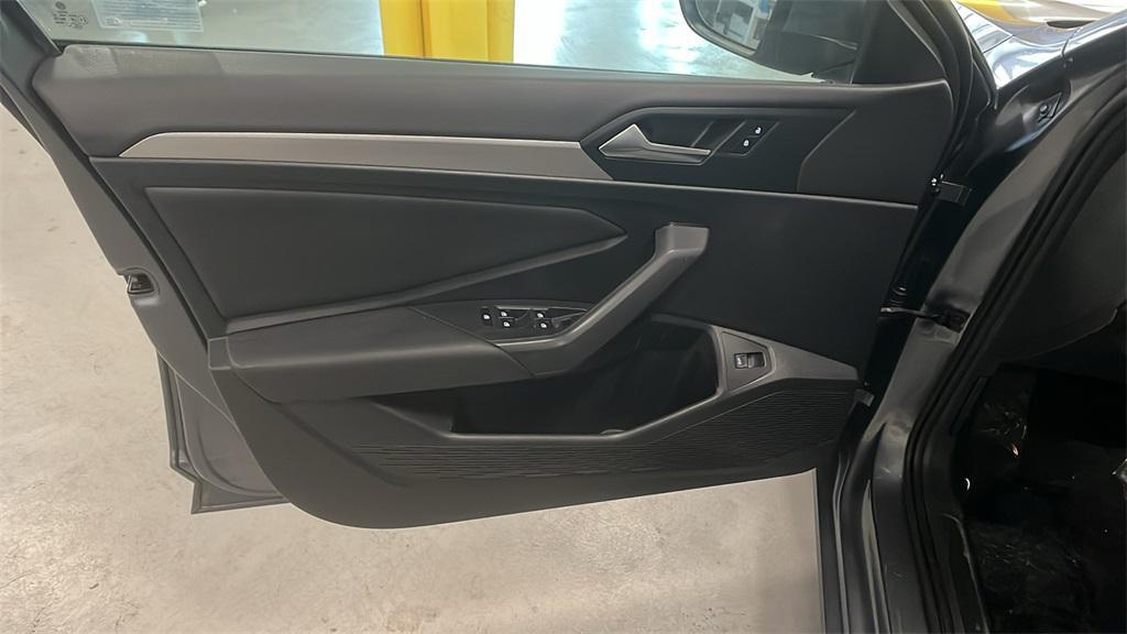 used 2020 Volkswagen Jetta car, priced at $11,995