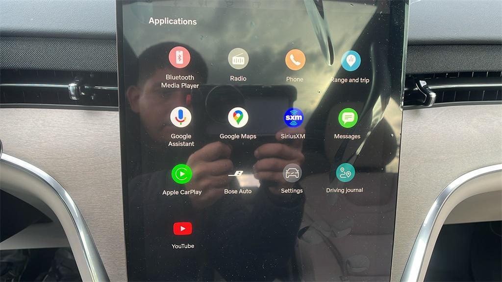 new 2025 Volvo EX90 car, priced at $87,090