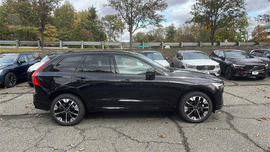 new 2026 Volvo XC60 car, priced at $58,105