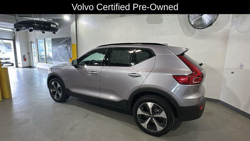 used 2026 Volvo XC40 car, priced at $42,495