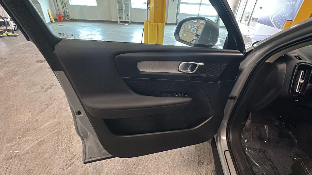 used 2025 Volvo XC40 car, priced at $28,995