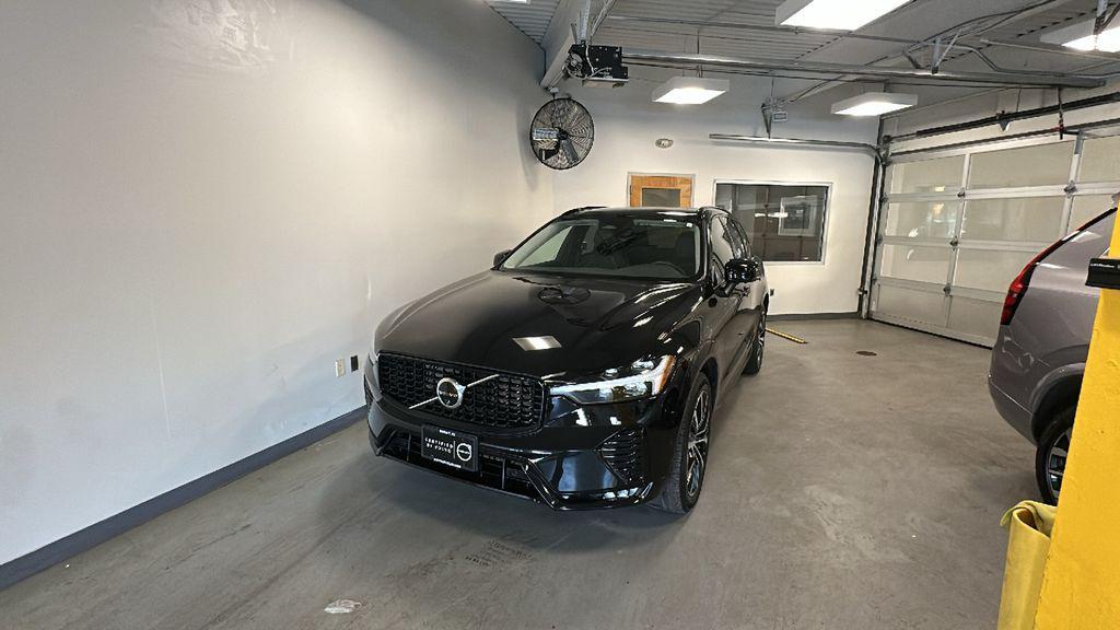 used 2025 Volvo XC60 car, priced at $37,495