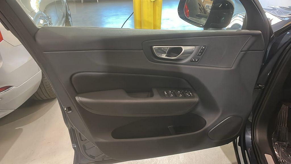 used 2023 Volvo XC60 car, priced at $35,495