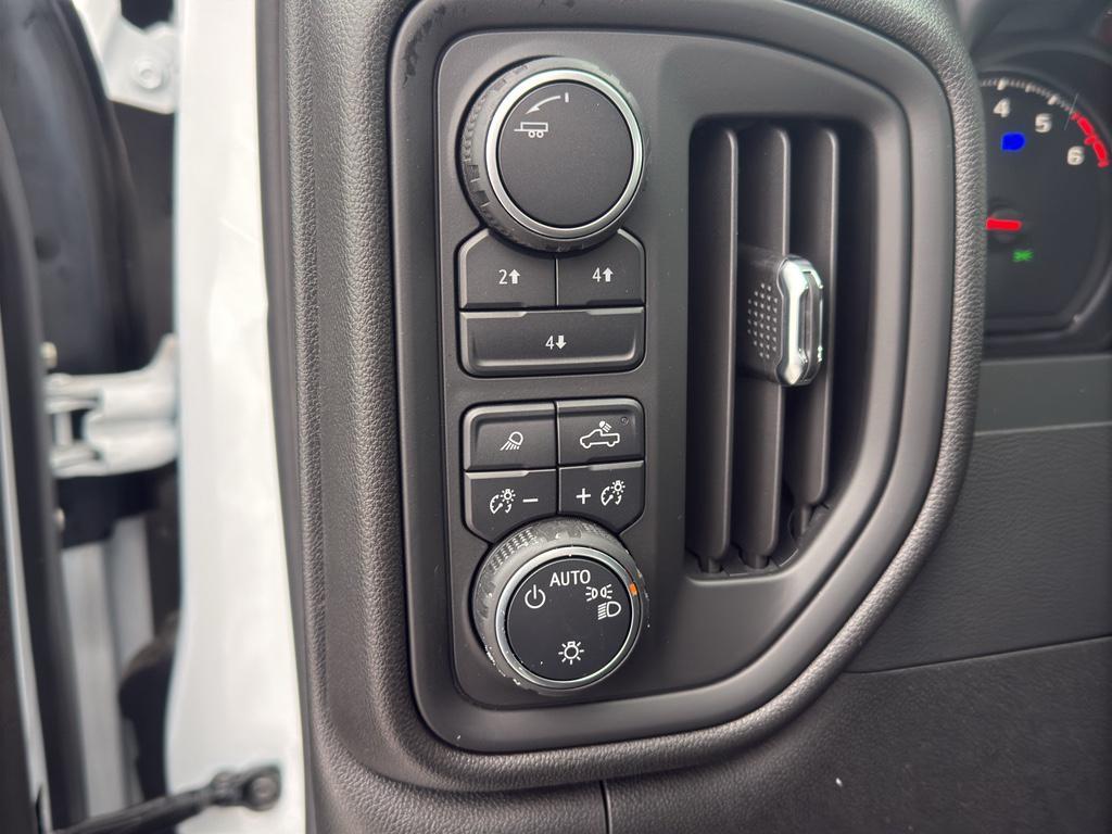 used 2025 Chevrolet Silverado 2500 car, priced at $52,693