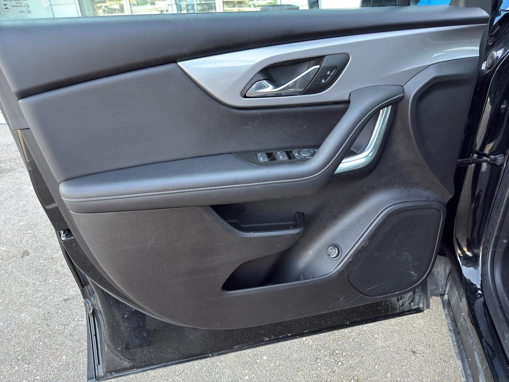 used 2024 Chevrolet Blazer car, priced at $30,595