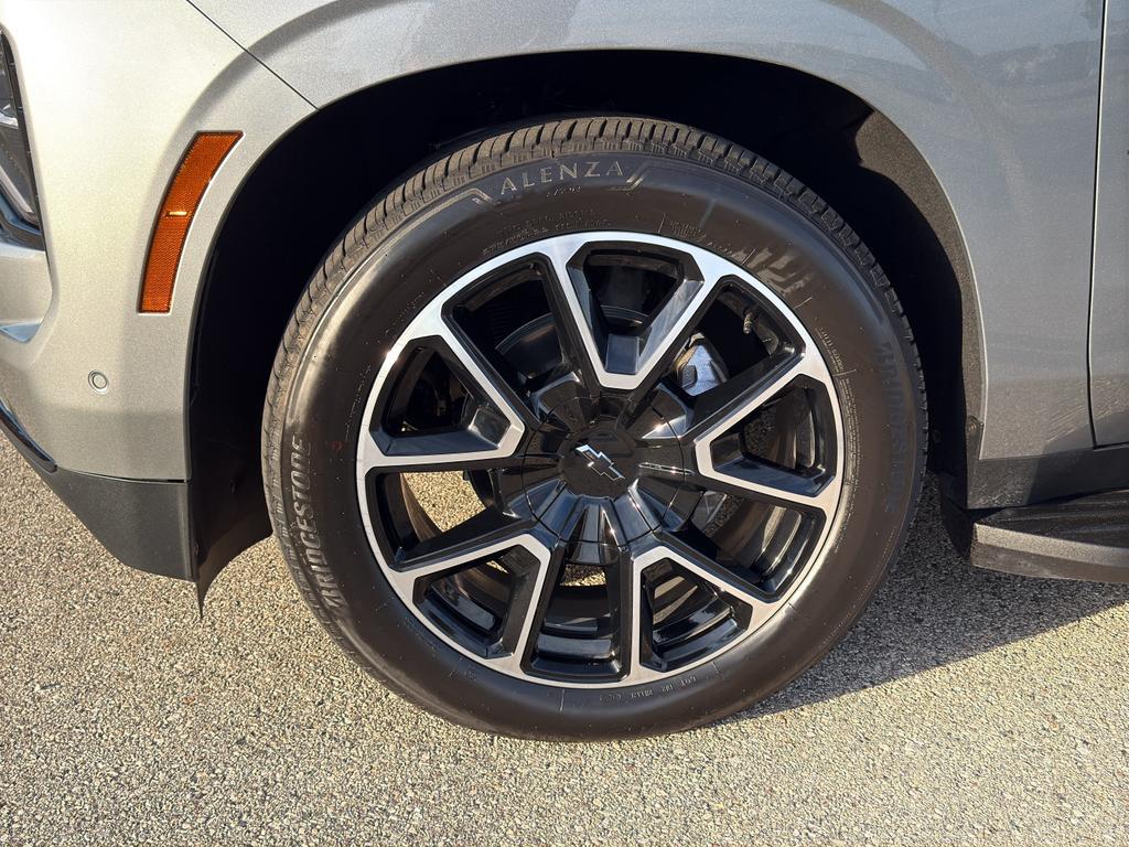 new 2025 Chevrolet Tahoe car, priced at $76,990