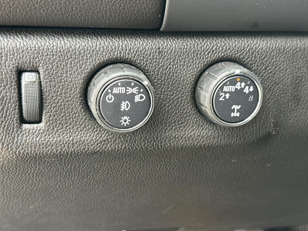 used 2022 GMC Canyon car, priced at $33,905