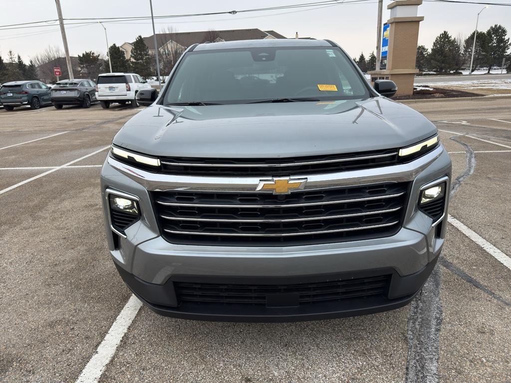 used 2025 Chevrolet Traverse car, priced at $42,625