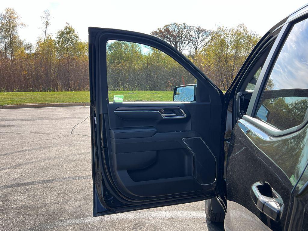 used 2024 Chevrolet Silverado 1500 car, priced at $43,337