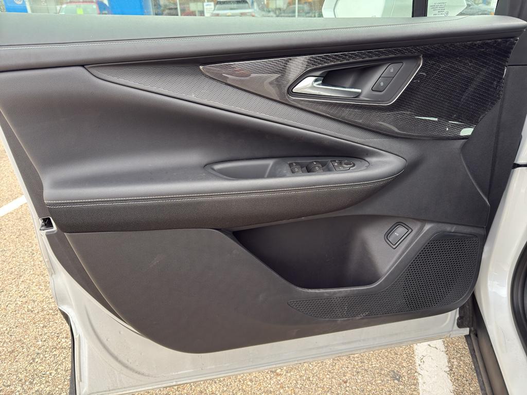 used 2024 Chevrolet Blazer EV car, priced at $31,863