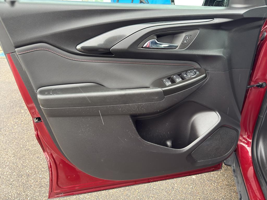 used 2023 Chevrolet TrailBlazer car, priced at $21,904