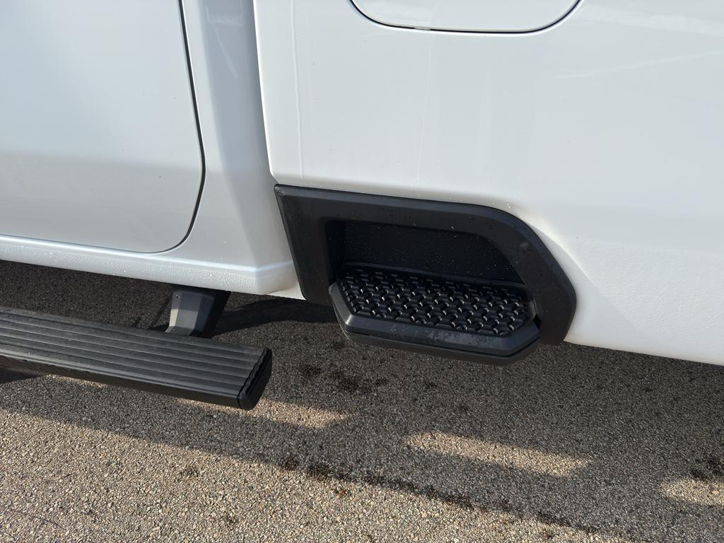 used 2024 GMC Sierra 2500 car, priced at $50,963