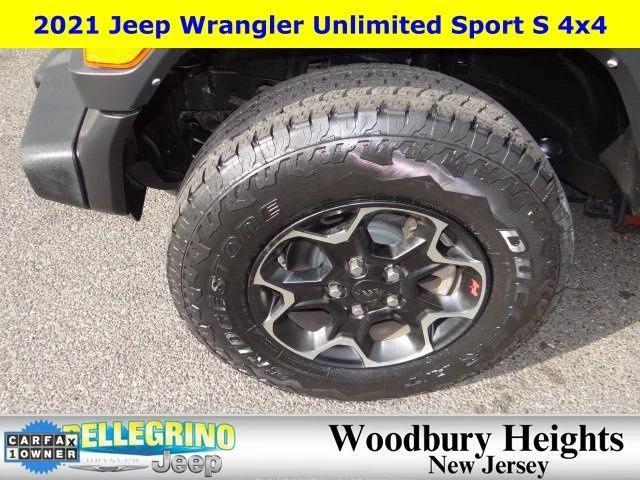 used 2021 Jeep Wrangler Unlimited car, priced at $27,487