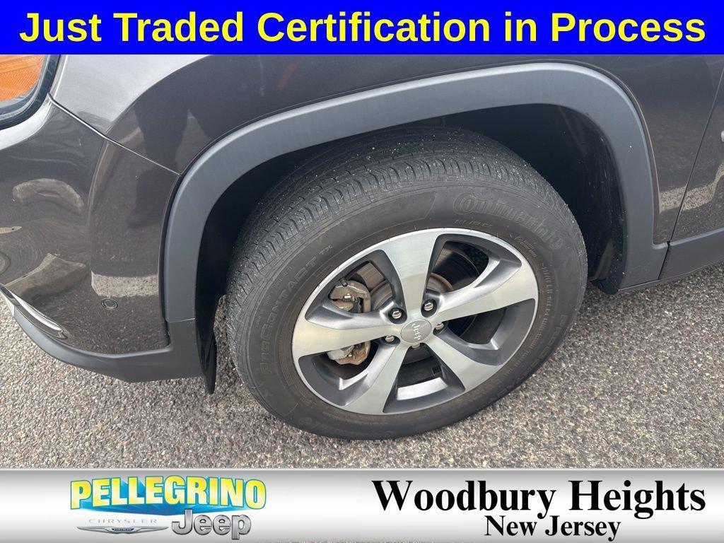 used 2021 Jeep Cherokee car, priced at $25,799