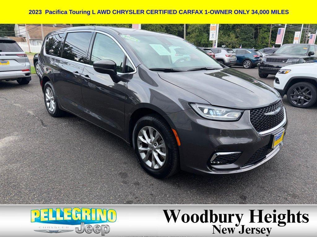 used 2023 Chrysler Pacifica car, priced at $32,587
