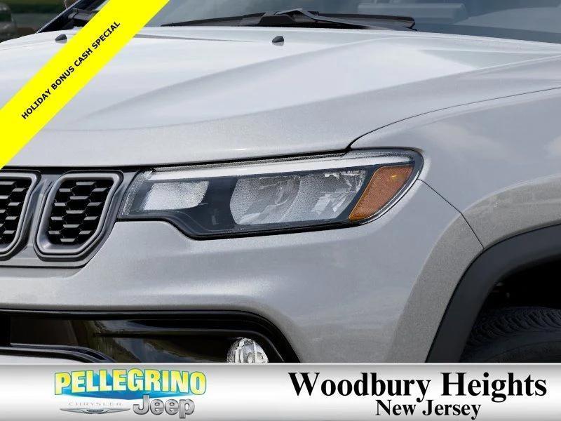 new 2025 Jeep Compass car, priced at $35,999