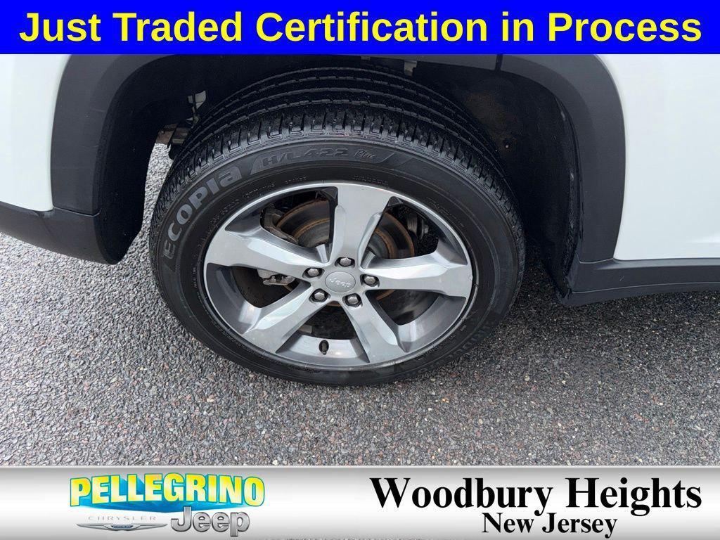 used 2025 Jeep Grand Cherokee car, priced at $41,487