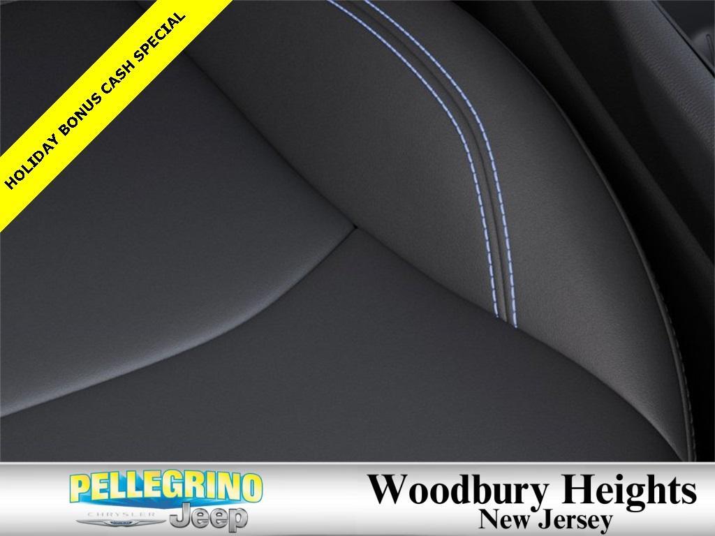 new 2025 Jeep Compass car, priced at $40,105