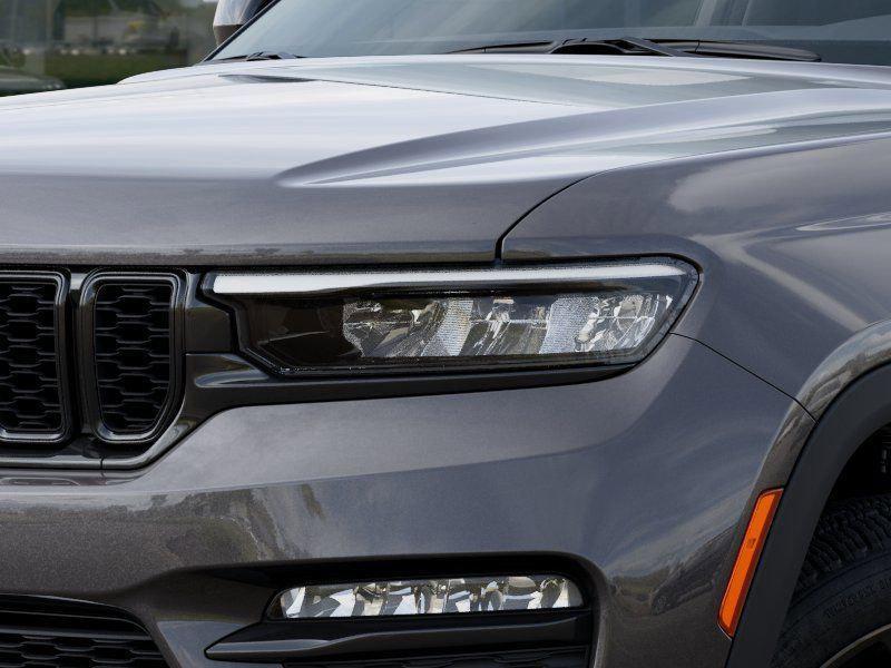 new 2025 Jeep Grand Cherokee car, priced at $50,584