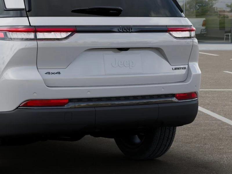 new 2025 Jeep Grand Cherokee car, priced at $53,414