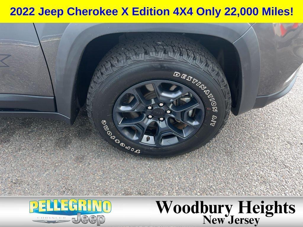 used 2022 Jeep Cherokee car, priced at $25,753