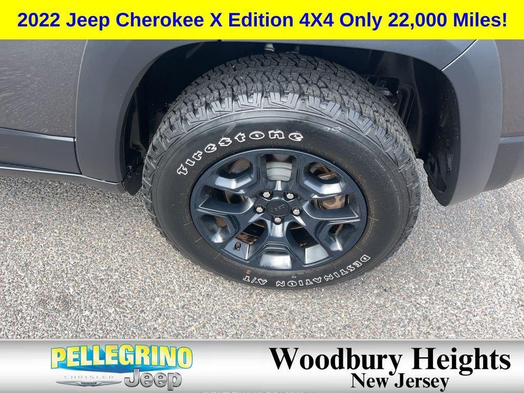 used 2022 Jeep Cherokee car, priced at $25,753