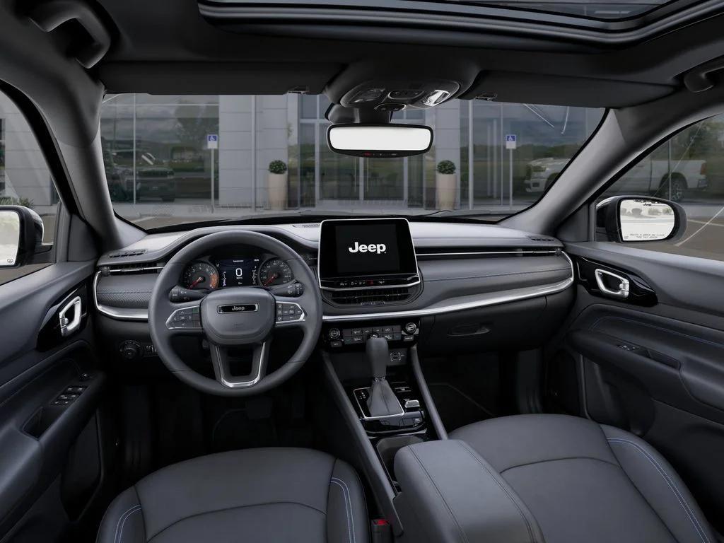 new 2025 Jeep Compass car, priced at $35,999