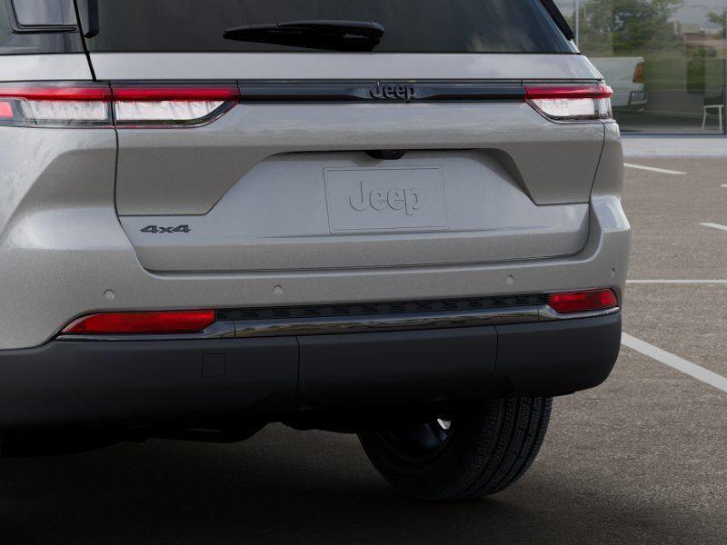 new 2025 Jeep Grand Cherokee car, priced at $50,584