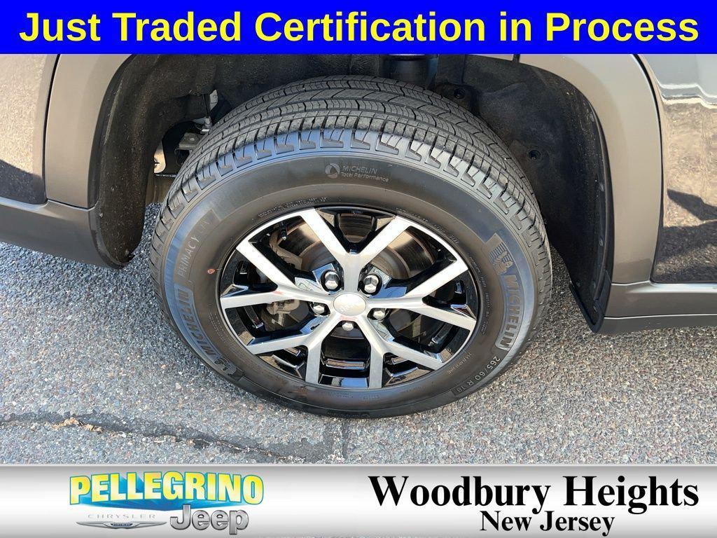 used 2023 Jeep Grand Cherokee L car, priced at $34,589