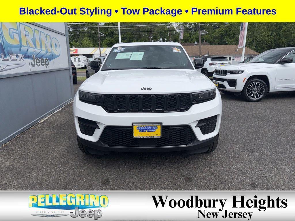 used 2025 Jeep Grand Cherokee car, priced at $36,599