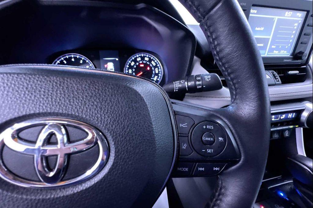 used 2020 Toyota RAV4 car, priced at $26,980