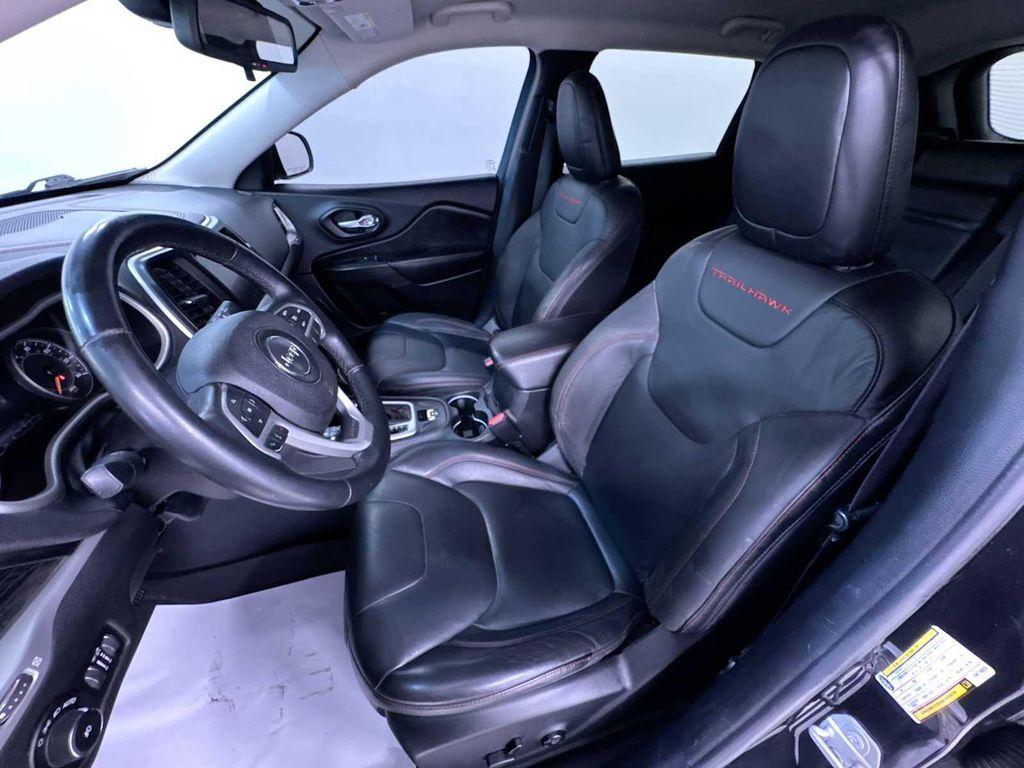 used 2015 Jeep Cherokee car