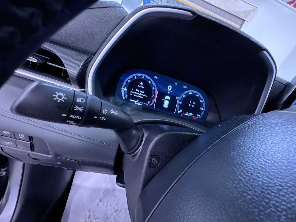 used 2025 Toyota Highlander car, priced at $45,980