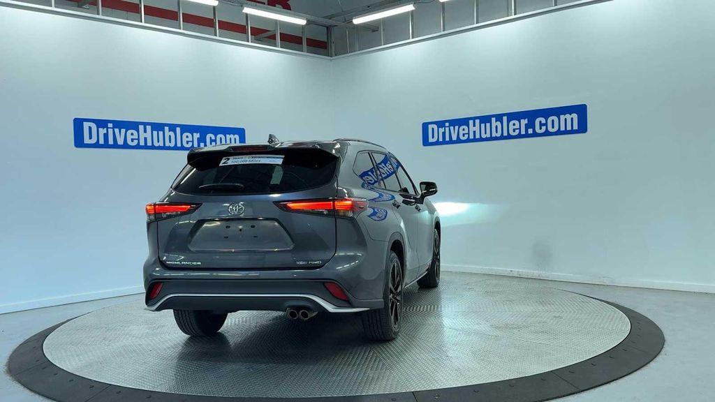 used 2025 Toyota Highlander car, priced at $45,980