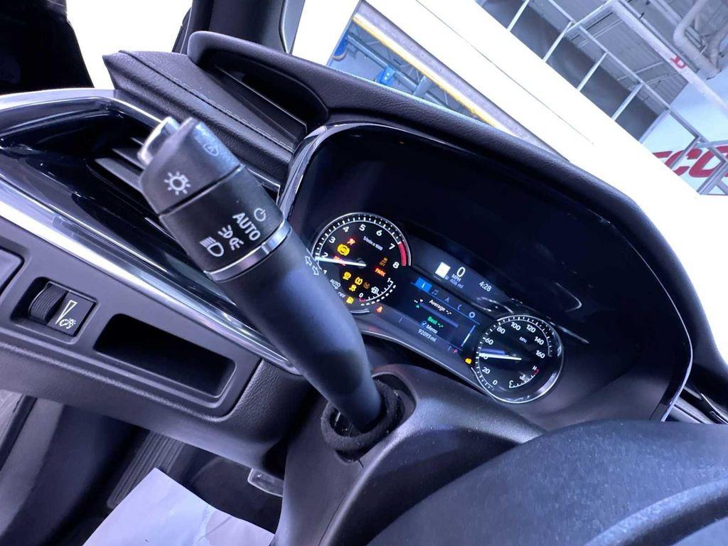 used 2020 Cadillac XT6 car, priced at $25,995